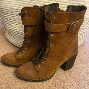 Women’s Front Lace Up Born Booties